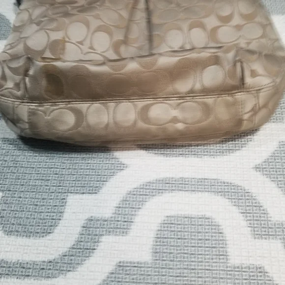 Coach Ashley Signature Hippie Bag - Picture 7 of 9